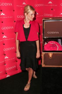 Sienna Miller feet photo thumbnail