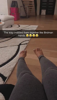 Queen Naija feet photo thumbnail
