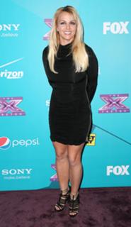 Britney Spears feet photo thumbnail
