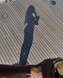 Zaira Nara feet photo thumbnail