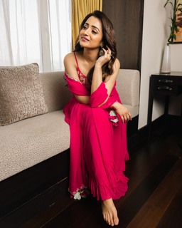 Trisha Krishnan feet photo thumbnail