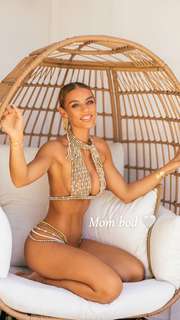 Jena Frumes feet photo thumbnail