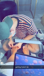 Chloe Bailey feet photo thumbnail