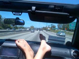 Elisabetta Canalis feet photo thumbnail