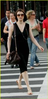 Rachel Weisz feet photo thumbnail