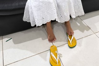 Anitta feet photo thumbnail