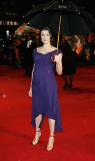 Rachel Weisz feet photo thumbnail