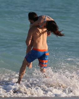 Rumer Willis feet photo thumbnail