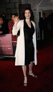 Rachel Weisz feet photo thumbnail
