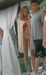 Candice Swanepoel feet photo thumbnail