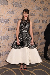Amanda Crew feet photo 4
