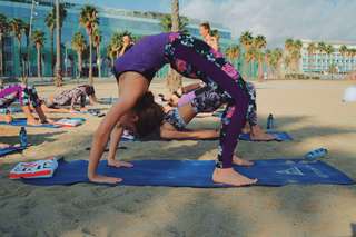 Amanda Cerny feet photo thumbnail