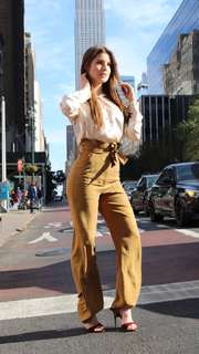 Amanda Cerny feet photo thumbnail