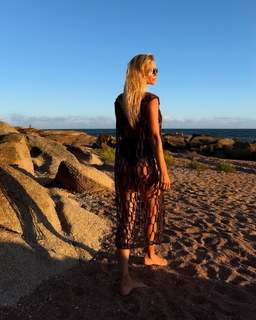 Nicole Neumann feet photo thumbnail
