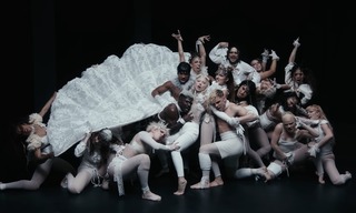 Lady Gaga feet photo thumbnail