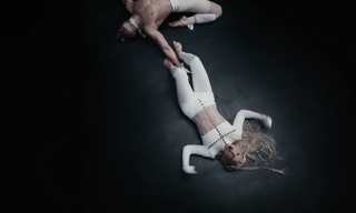 Lady Gaga feet photo thumbnail