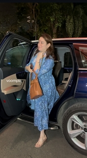 Tamannaah Bhatia feet photo thumbnail