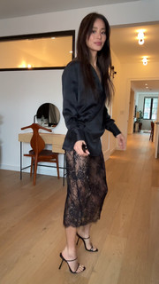 Jamie Chung feet photo thumbnail
