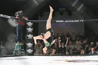 Michelle Waterson feet photo thumbnail