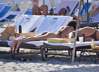 Chantel Jeffries feet photo thumbnail