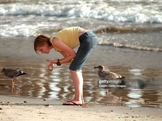 Kirsten Dunst feet photo thumbnail