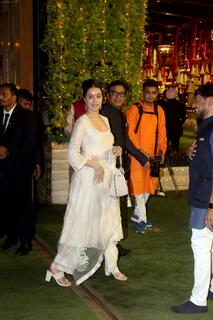 Shraddha Kapoor feet photo thumbnail