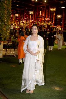 Shraddha Kapoor feet photo thumbnail
