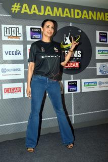Malaika Arora feet photo thumbnail