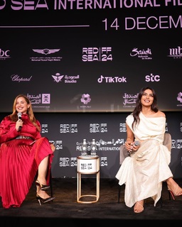 Priyanka Chopra Jonas feet photo thumbnail