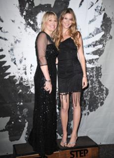 Joss Stone feet photo thumbnail