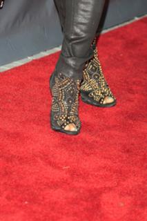 Christina Milian feet photo thumbnail