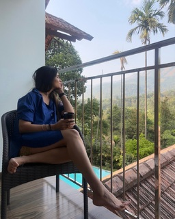 Poonam Yadav feet photo thumbnail