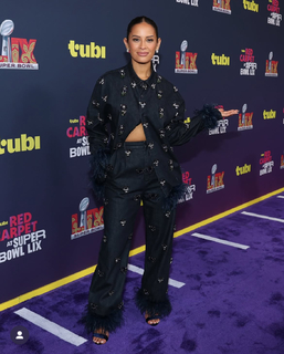 Rocsi Diaz feet photo thumbnail