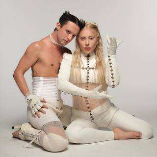 Lady Gaga feet photo thumbnail