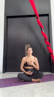 Cristina Pedroche feet photo thumbnail