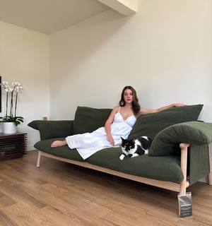 Adelaide Kane feet photo 2
