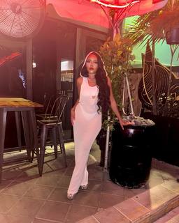 Angela Simmons feet photo thumbnail