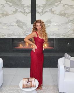 Jena Frumes feet photo thumbnail