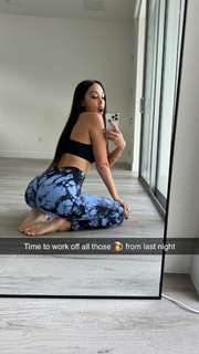 Scarlet Vas feet photo thumbnail