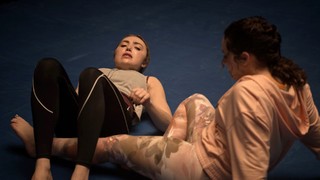 Mary Mouser feet photo 4