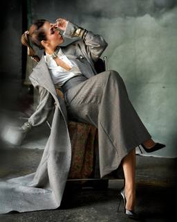 Malaika Arora feet photo thumbnail