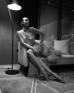Malaika Arora feet photo thumbnail