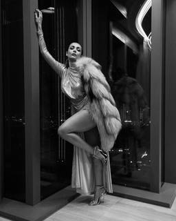 Malaika Arora feet photo thumbnail