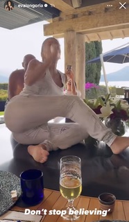 Eva Longoria feet photo thumbnail