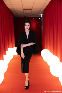 Bingbing Fan feet photo 4