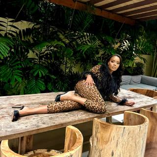 Angela Simmons feet photo thumbnail