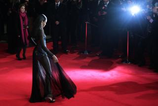 Naomie Harris feet photo thumbnail
