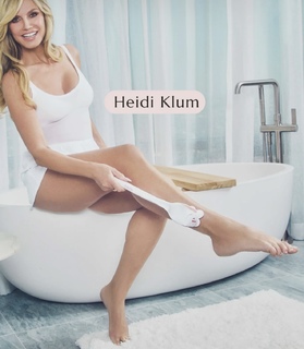 Heidi Klum feet photo thumbnail
