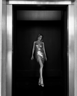 Marina Ruy Barbosa feet photo thumbnail
