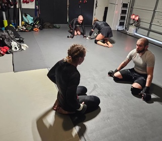 Valentina Shevchenko feet photo thumbnail